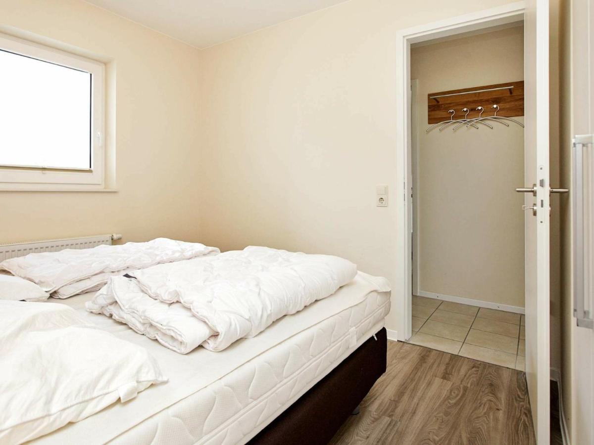 4 Person Holiday Home In Gro Enbrode Großenbrode Esterno foto